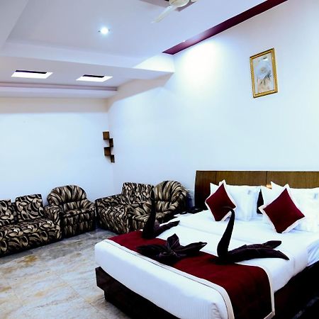 Hotel Sarayu Hassan Extérieur photo