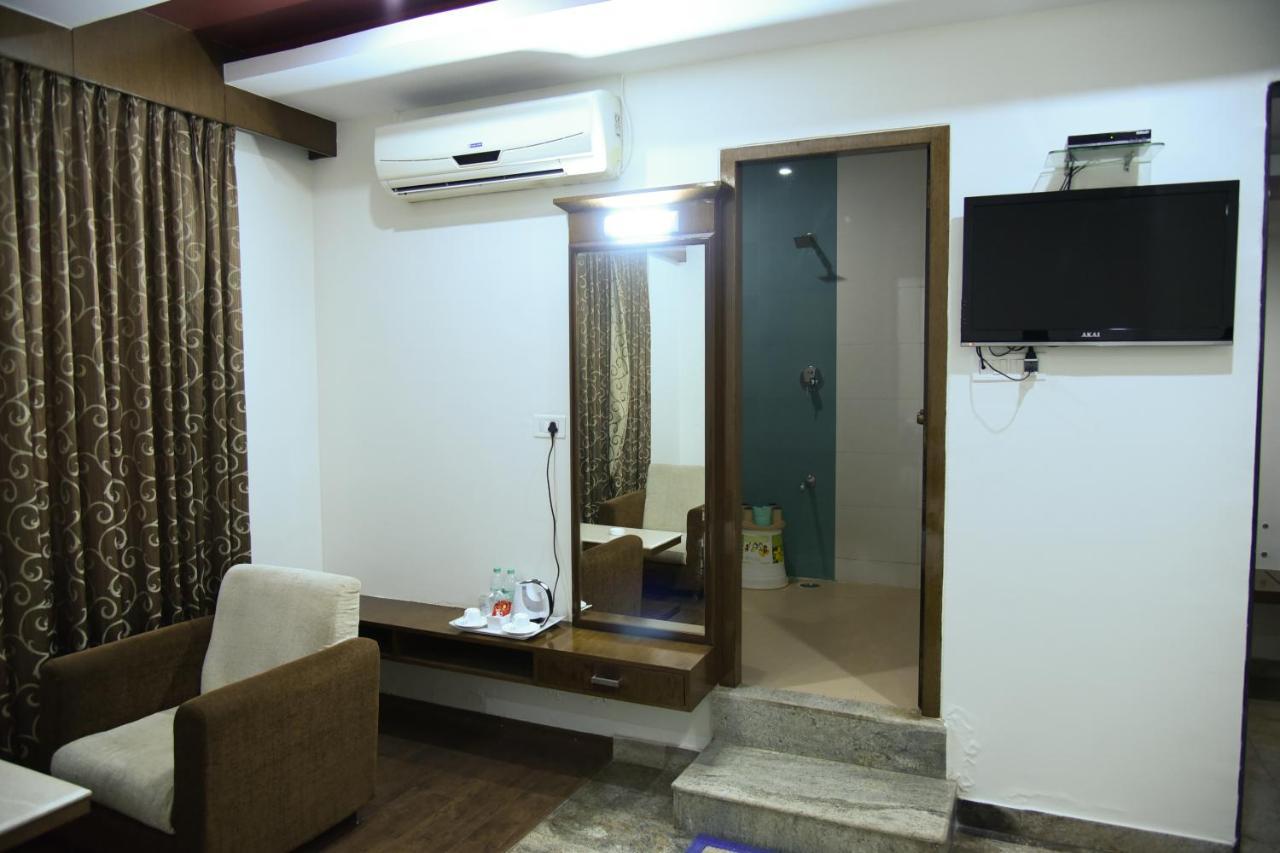 Hotel Sarayu Hassan Extérieur photo