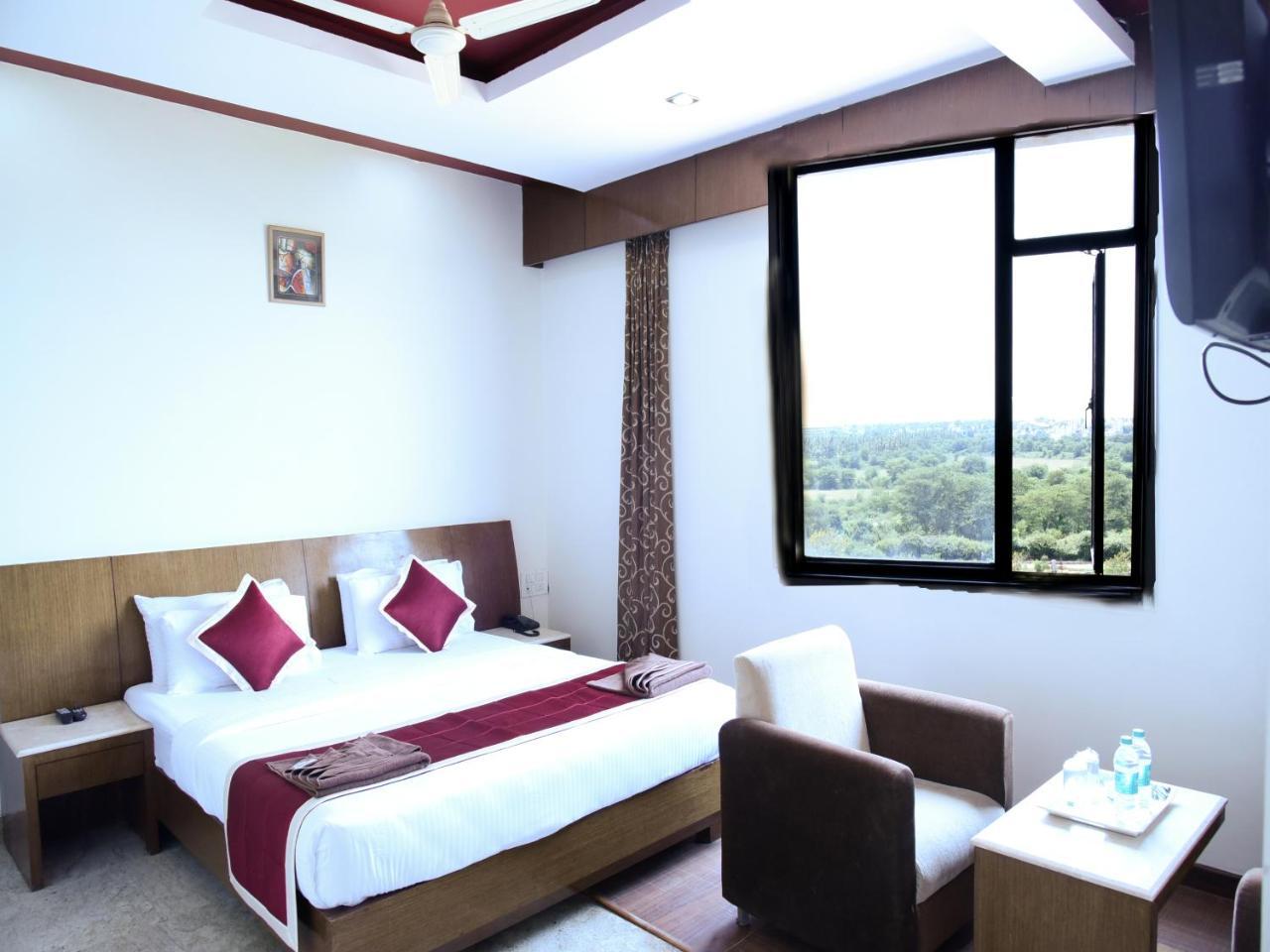 Hotel Sarayu Hassan Extérieur photo